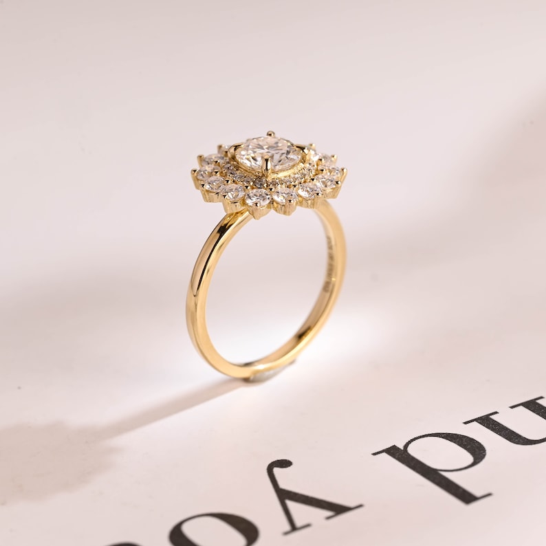 Stunning 0.5 - 1.5 CT Round Moissanite Engagement Ring with Double Halo Design 8