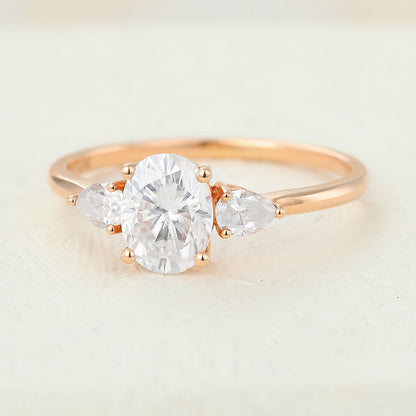 1.33 CT Oval Three Stone Moissanite Engagement Ring