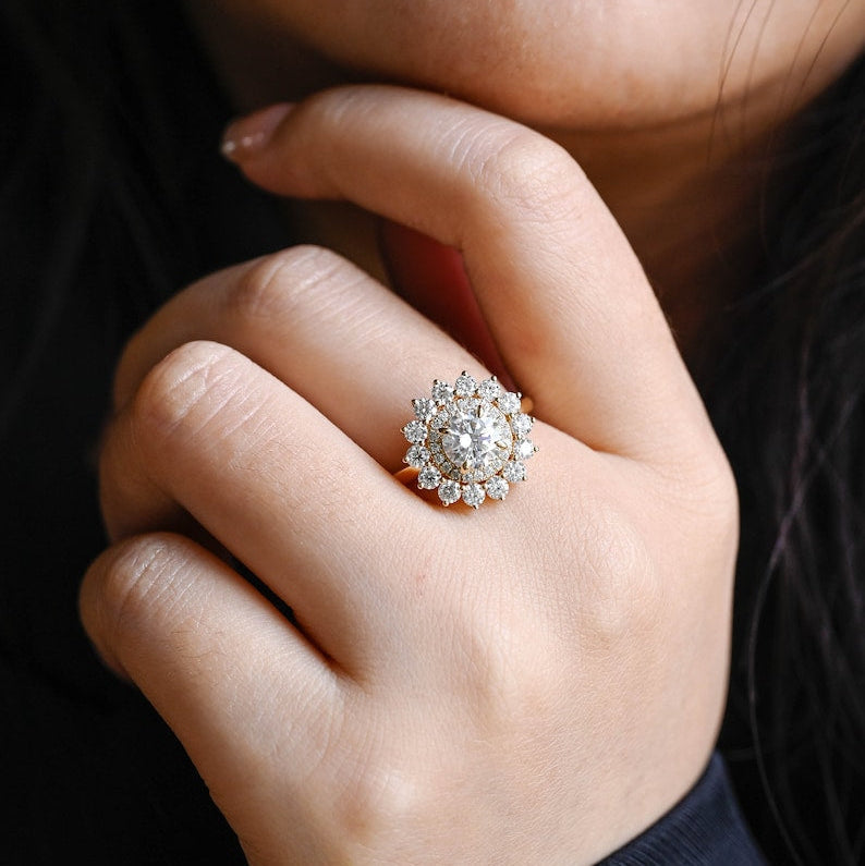 Stunning 0.5 - 1.5 CT Round Moissanite Engagement Ring with Double Halo Design 2