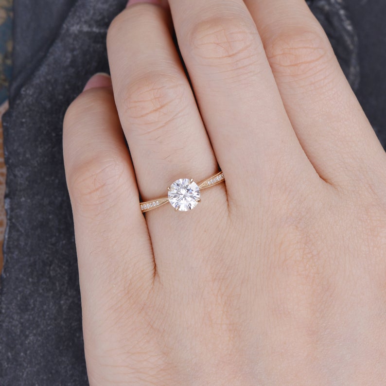 FLM472